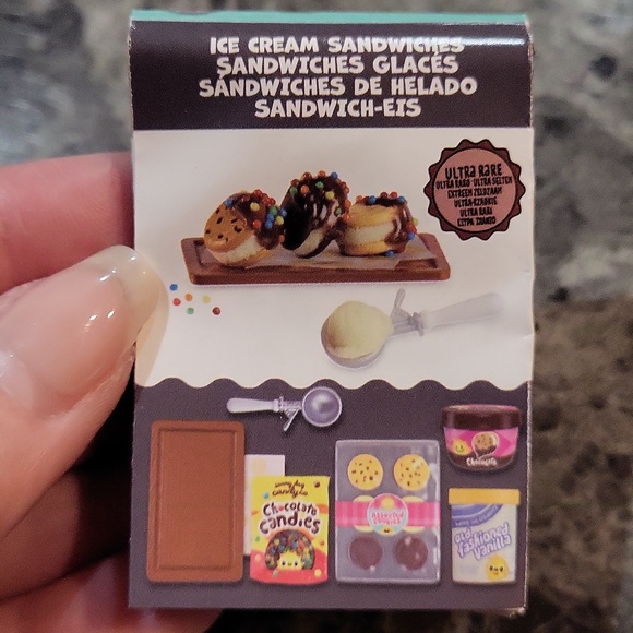 Miniverse Make It Mini Ice Cream Sandwiches